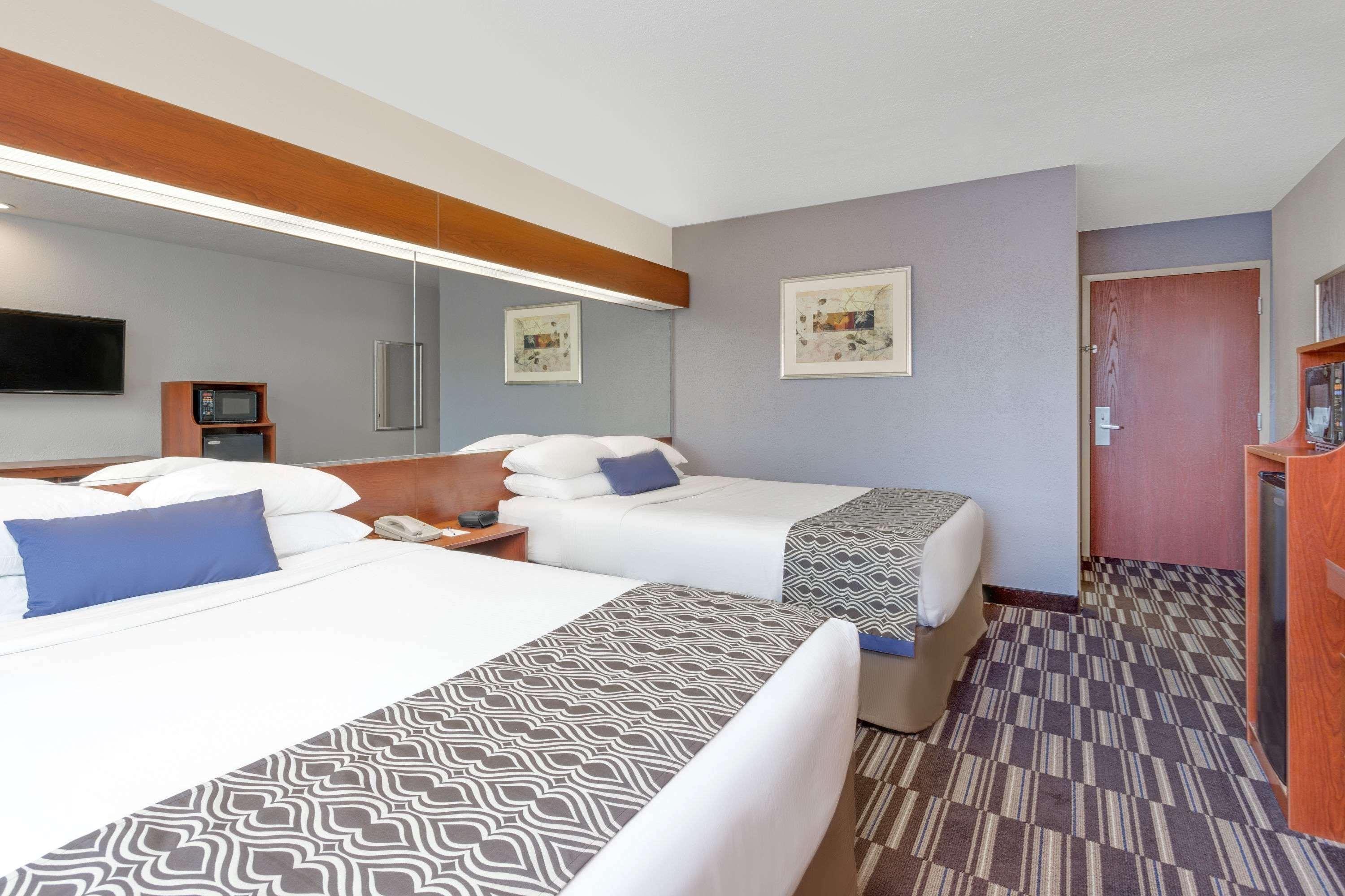Microtel Inn & Suites By Wyndham Bremen Екстер'єр фото